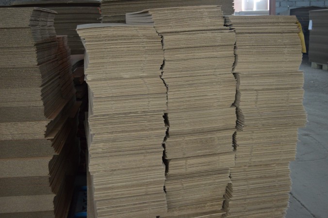 高强度瓦楞纸板