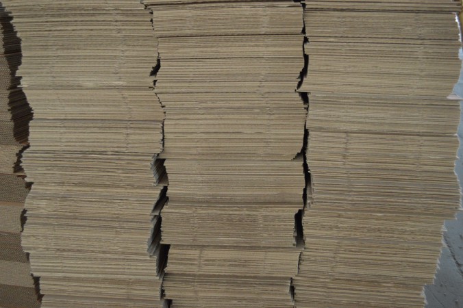 高挺度瓦楞纸板