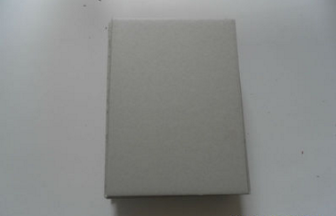 灰纸板